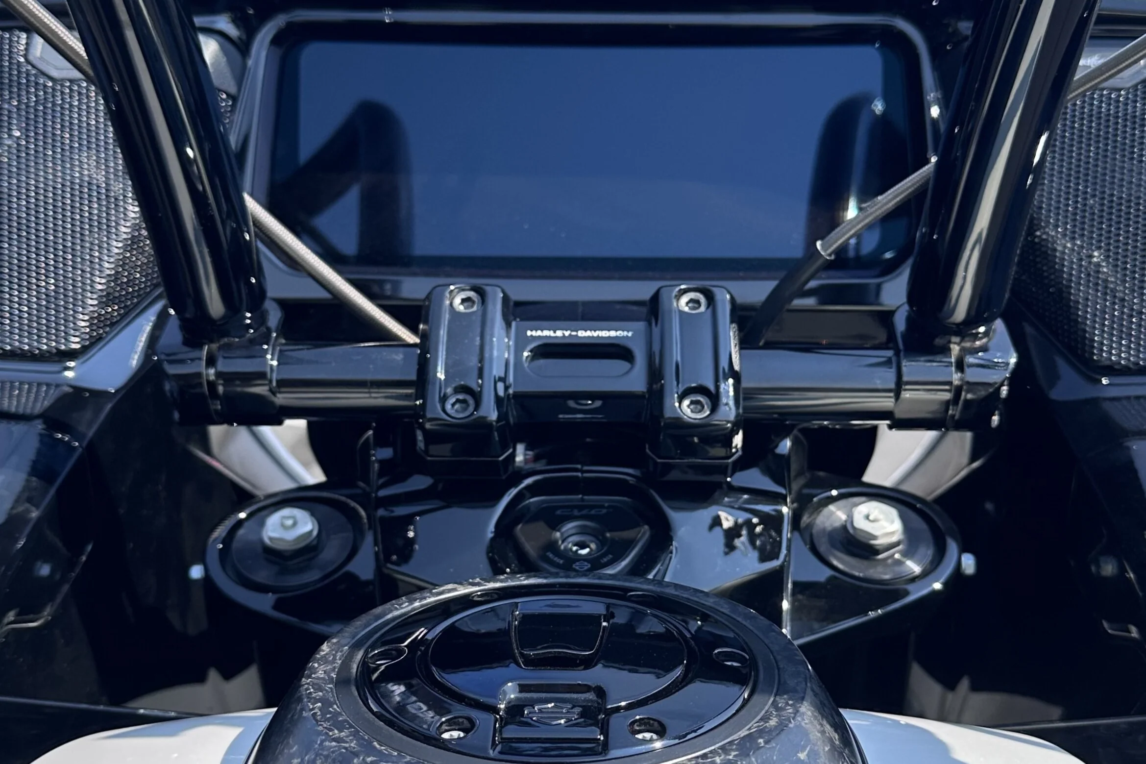 2024-2026 Road Glide CVO ST 3" Risers - Image 3